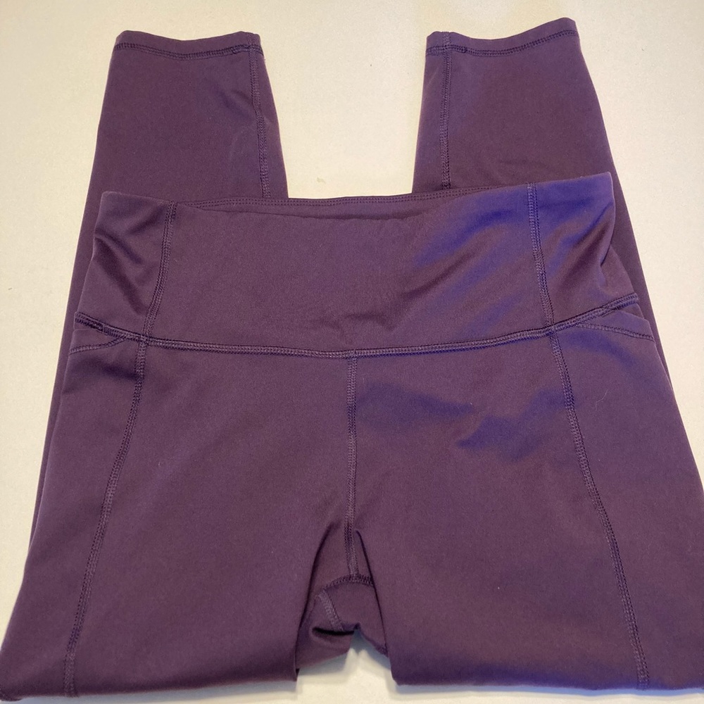 All in Motion Plum Leggings L